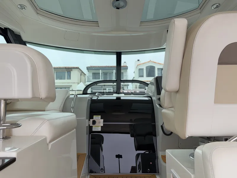 2012 Sea Ray 470 Sundancer