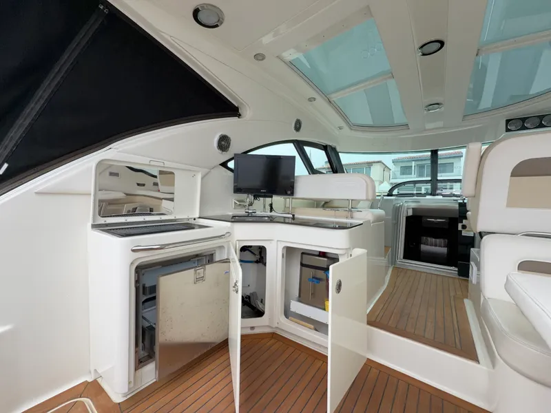2012 Sea Ray 470 Sundancer