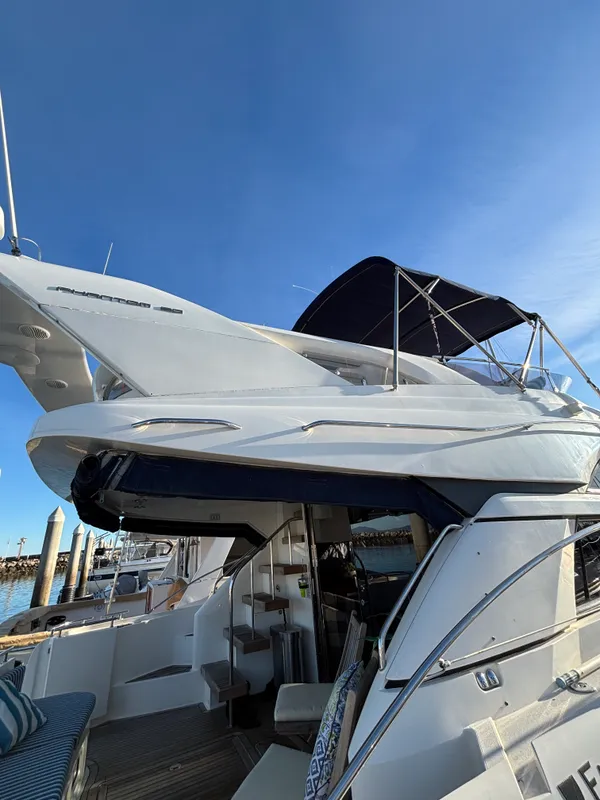 2004 Fairline Phantom