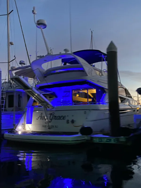 2004 Fairline Phantom