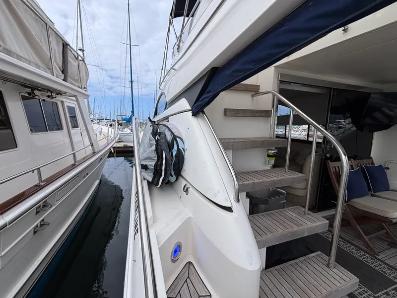 2004 Fairline Phantom