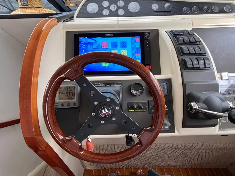 2004 Fairline Phantom