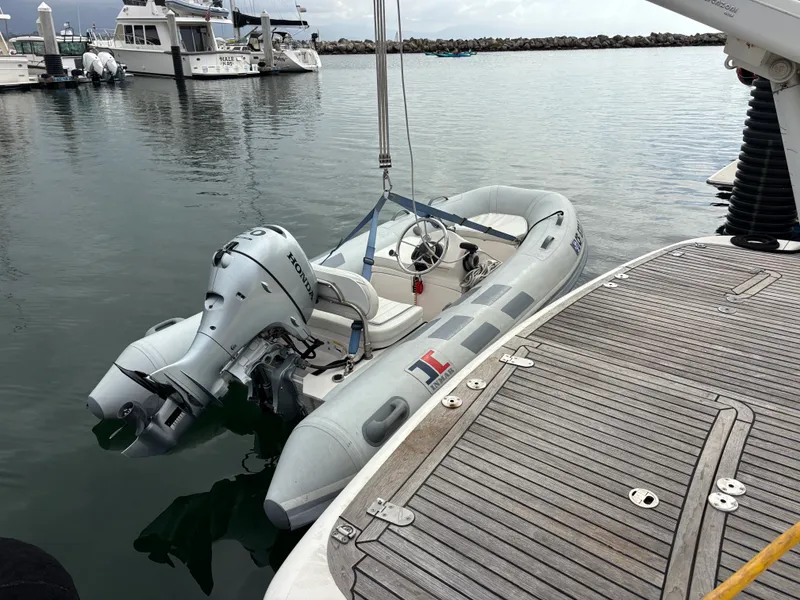 2004 Fairline Phantom